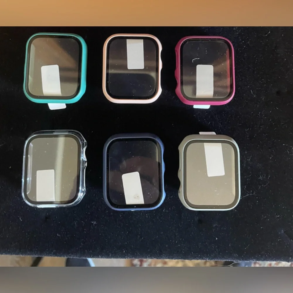Apple Watch 7 face covers new